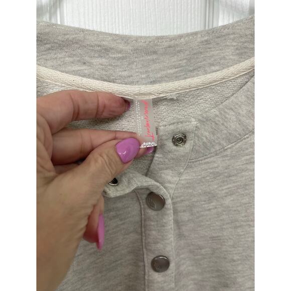 Free people gray play on oversized henley sweatshirt extra small ($128 retail) - Picture 7 of 11